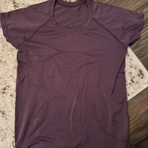 Lululemon purple swiftly race length 8 EUC